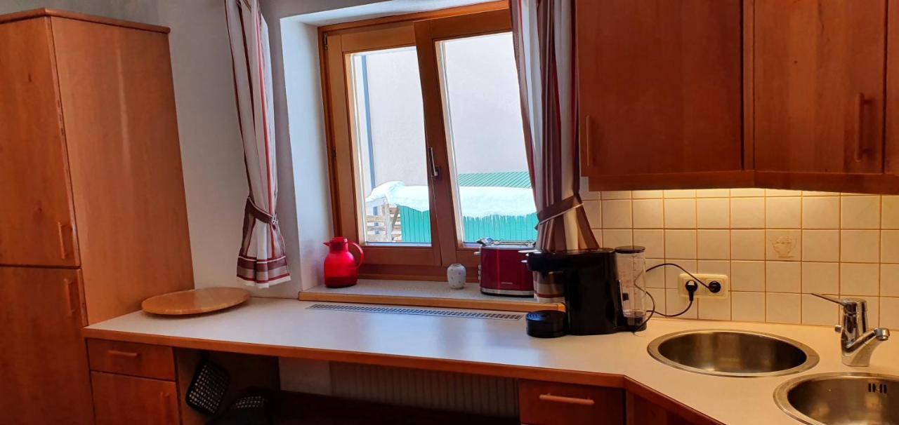 Ferienhaus Michael บาด ไคลน์เคิร์ชไฮม์ ภายนอก รูปภาพ