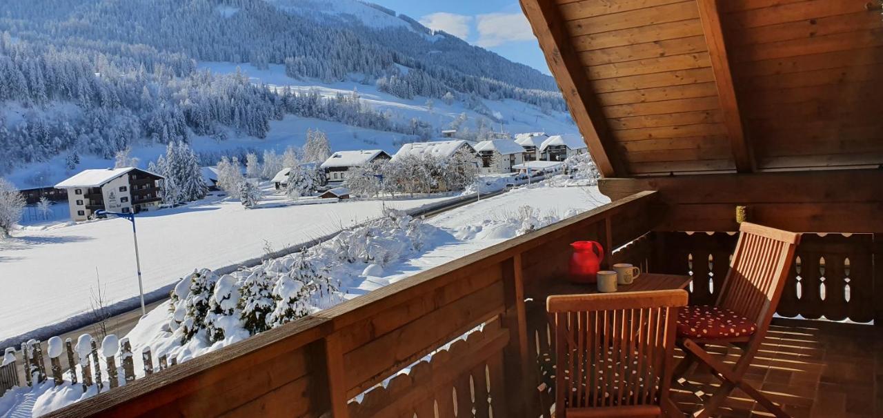 Ferienhaus Michael บาด ไคลน์เคิร์ชไฮม์ ภายนอก รูปภาพ